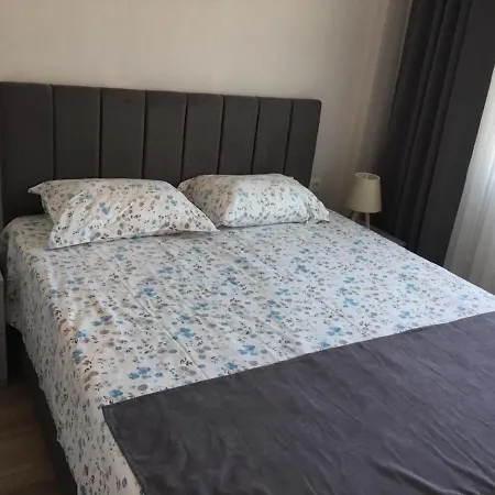 Serene Flat Close To Calis In 公寓 *